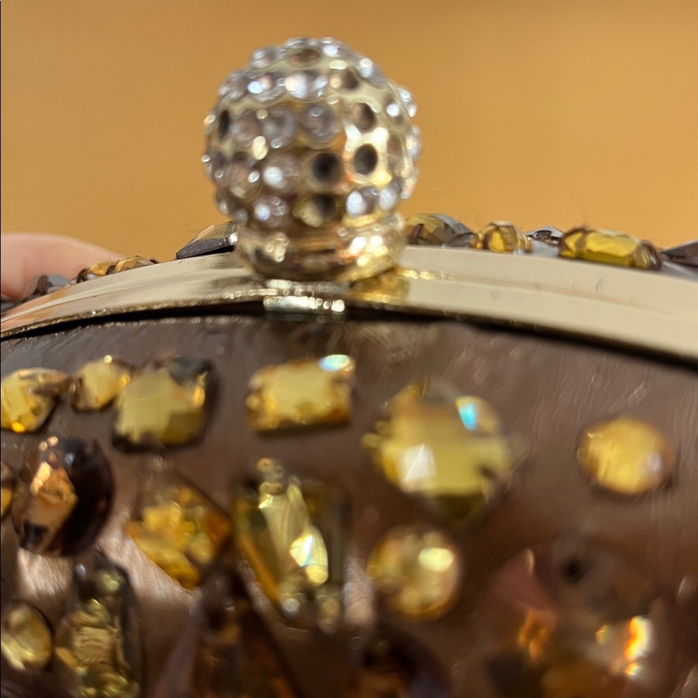 Bejeweled hard case Clutch embellished with gold & Amber crystals & rhinestones. - Picture 7 of 14